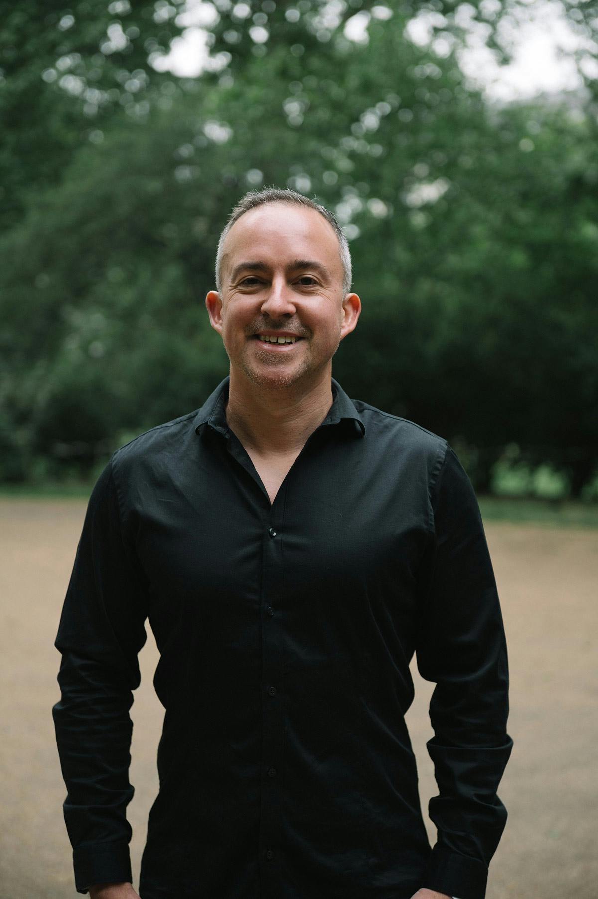 Simon Barratt headshot